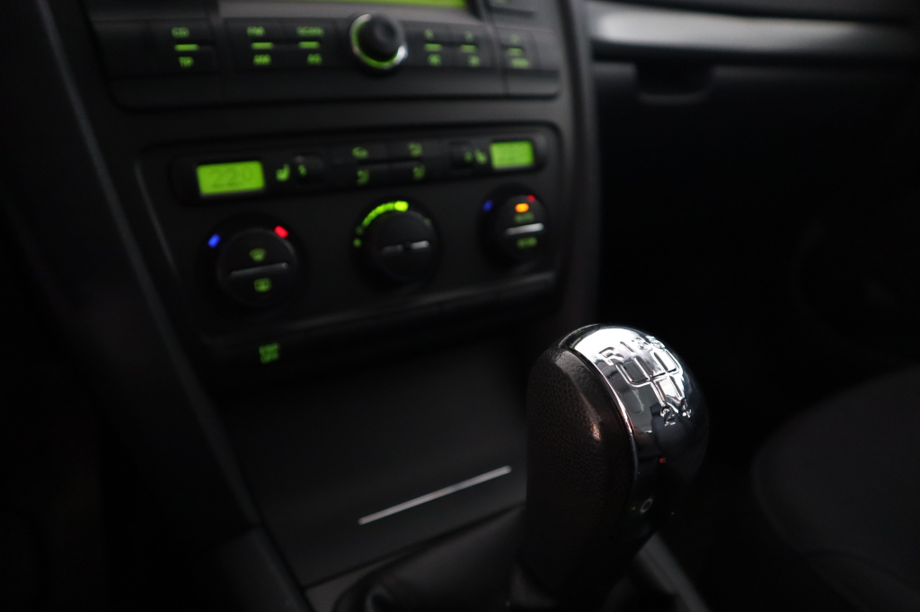 Skoda Octavia A5 MPI photo 11