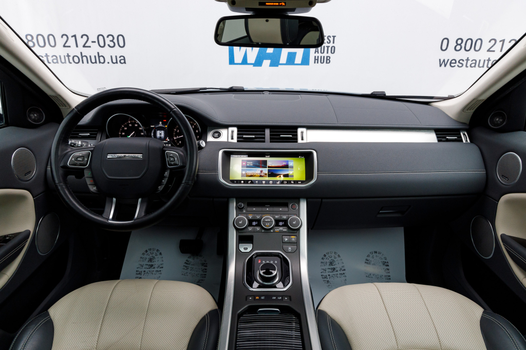 Land Rover Range Rover Evoque photo 9