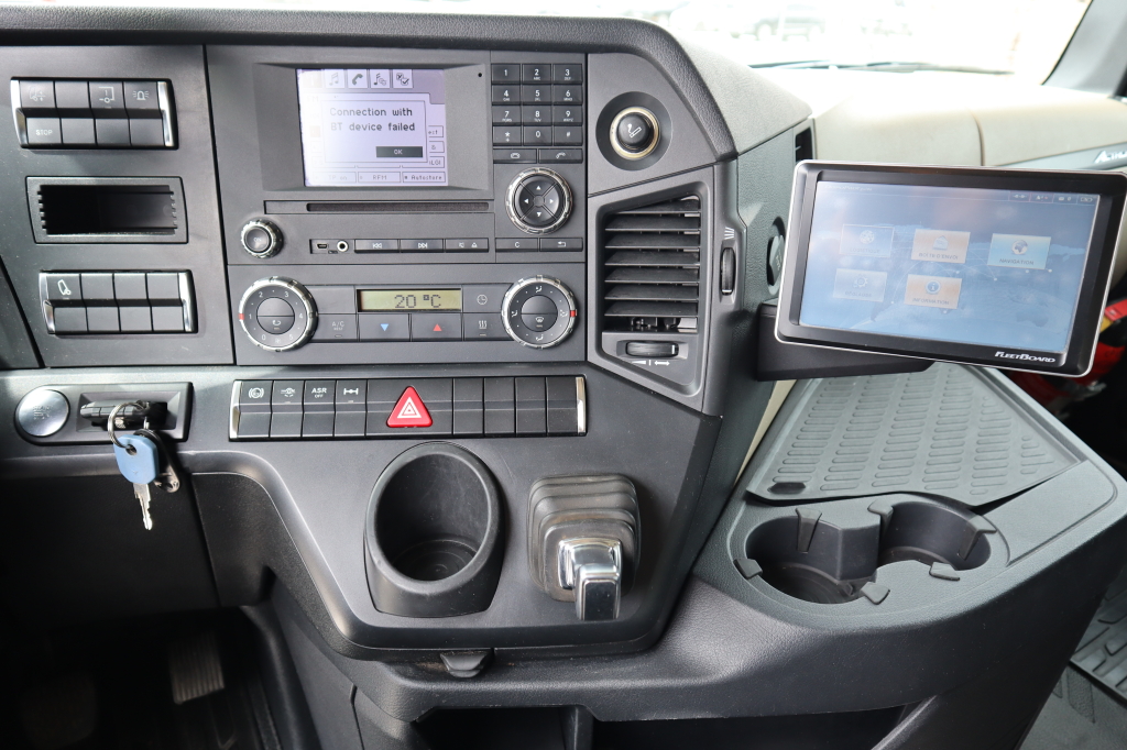 Mercedes-Benz Actros 1845 2012 photo 10