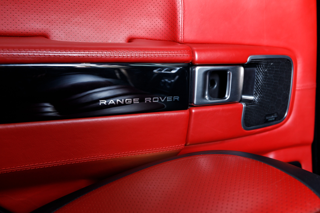 Land Rover Range Rover Vogue 2011 photo 18