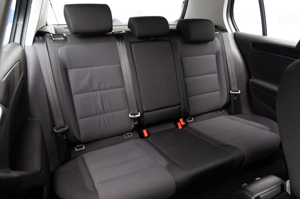 Volkswagen Golf 2009 фото 22