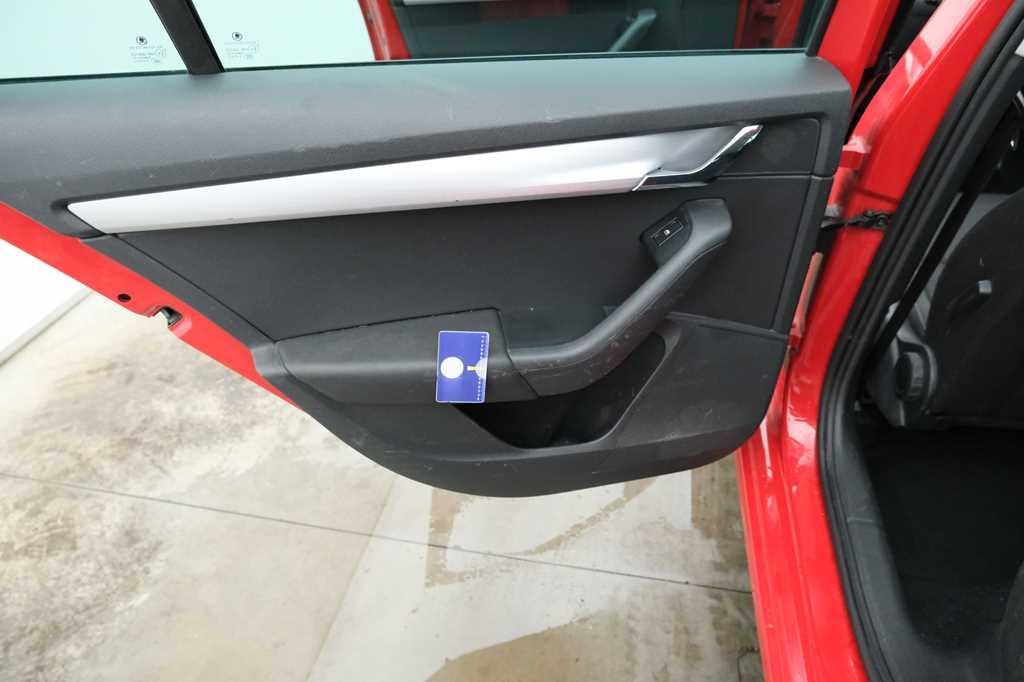 Skoda Octavia Combi 2017 photo 26