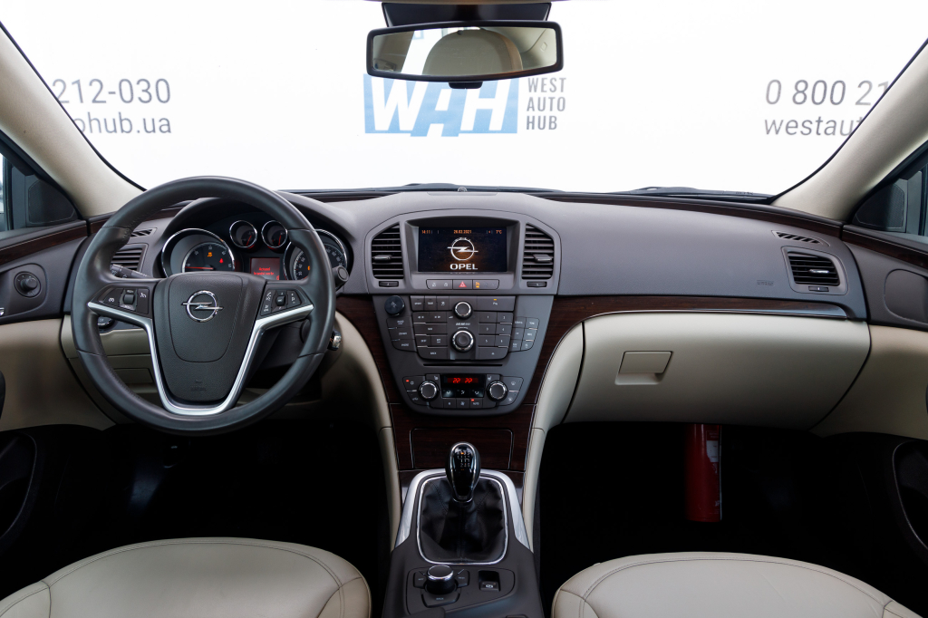 Opel Insignia фото 6
