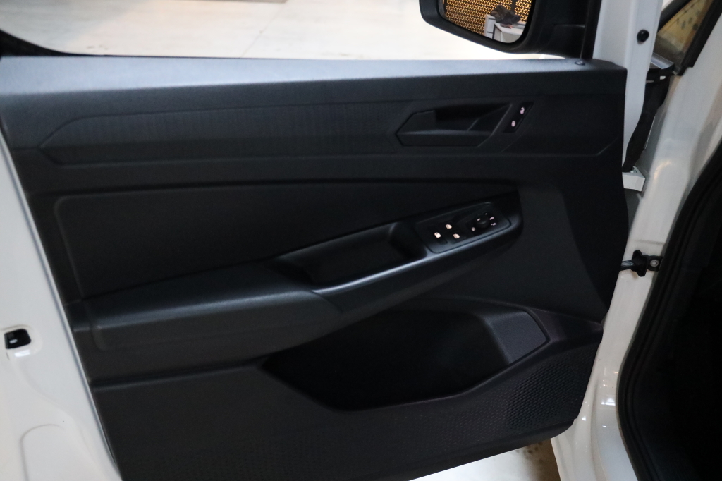 Volkswagen Caddy 2022 photo 33