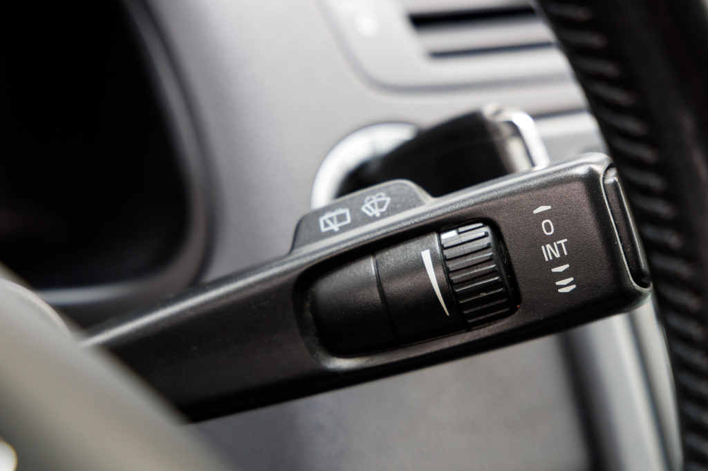 Volvo V50 2009 фото 14