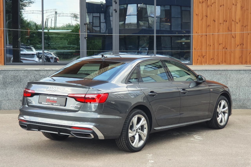 Audi A4 40 TFSI S-tronic 2023 фото 5