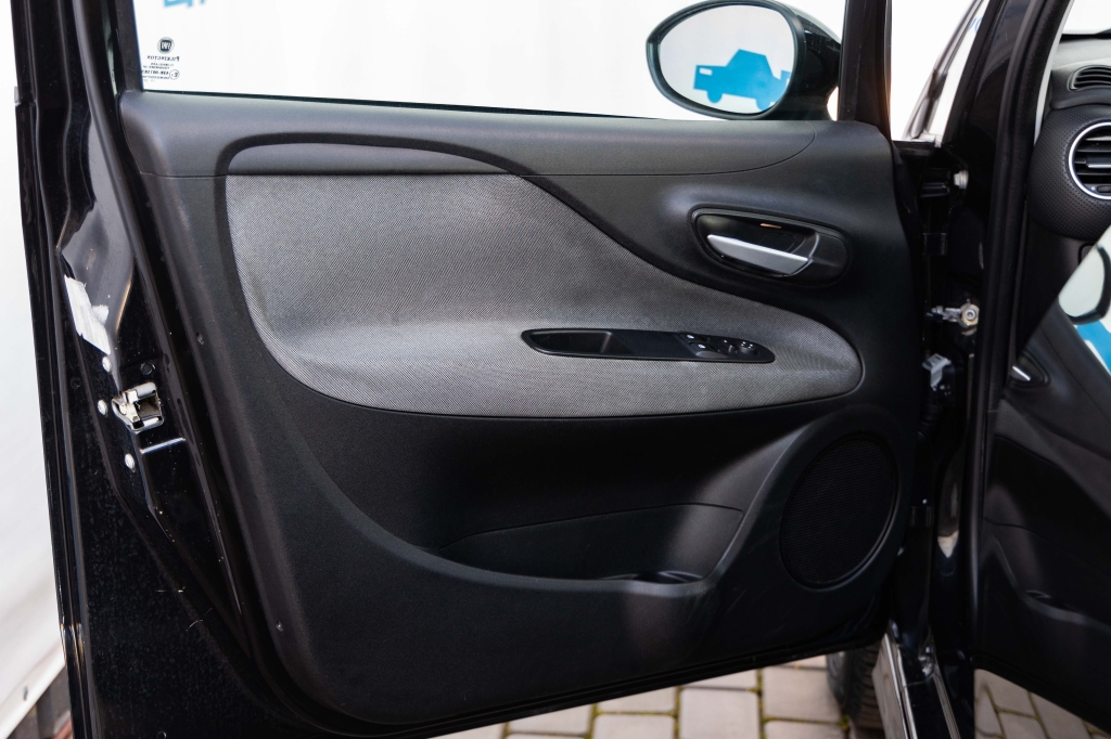 Fiat Punto Evo 2011 фото 11