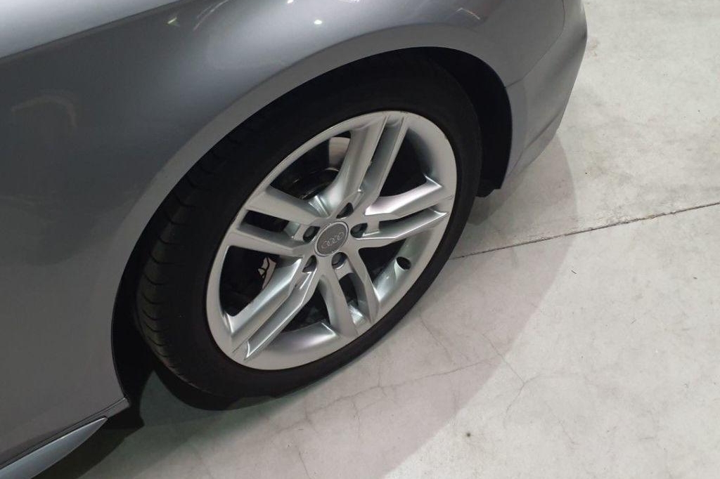 Audi A4 Avant 2015 photo 14