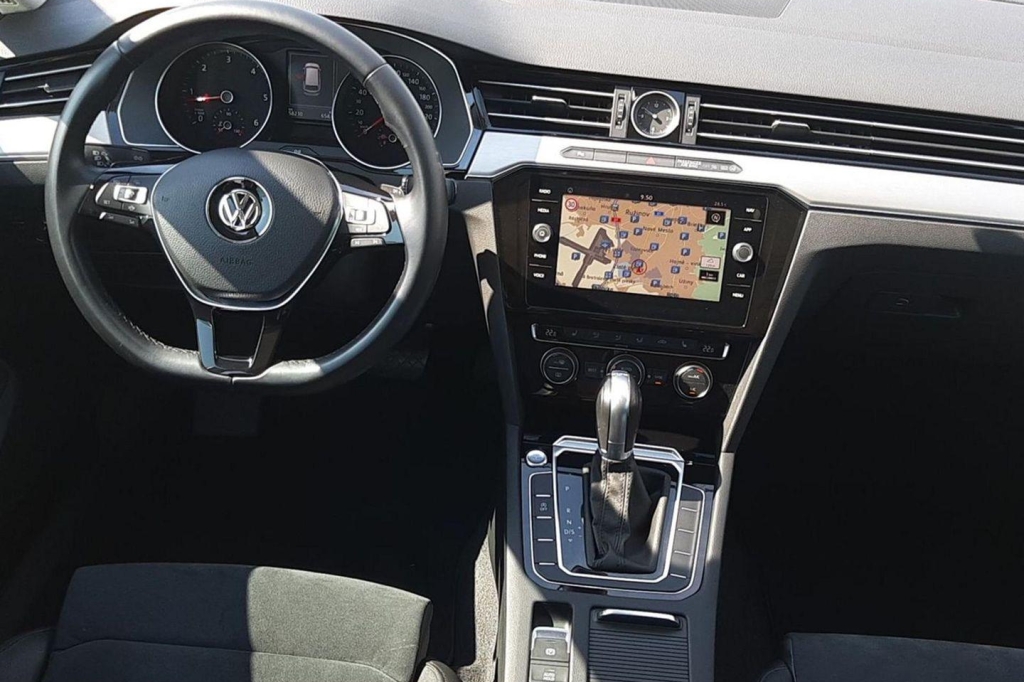 Volkswagen Passat Variant 2018 фото 2
