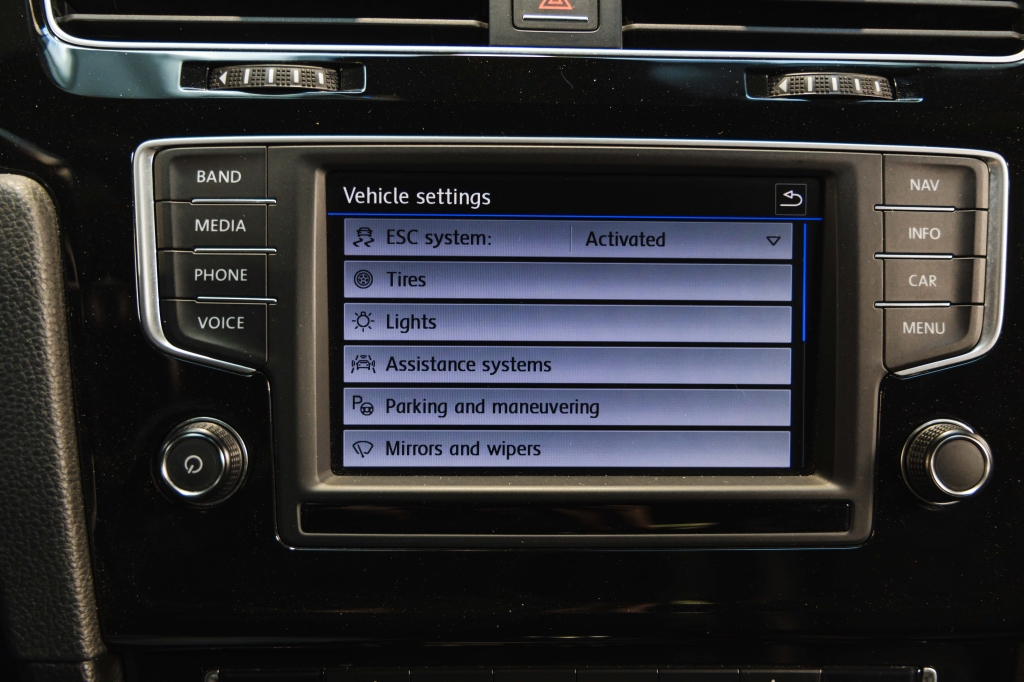 Volkswagen Golf R 2017 photo 25