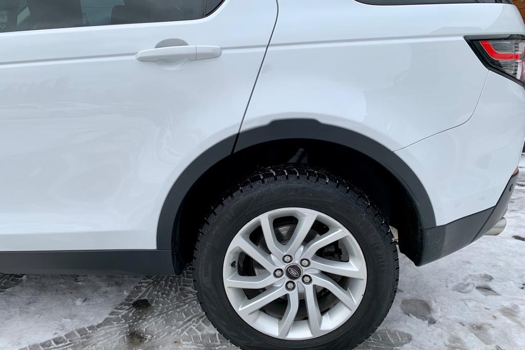 Land Rover Discovery Sport 2017 photo 10