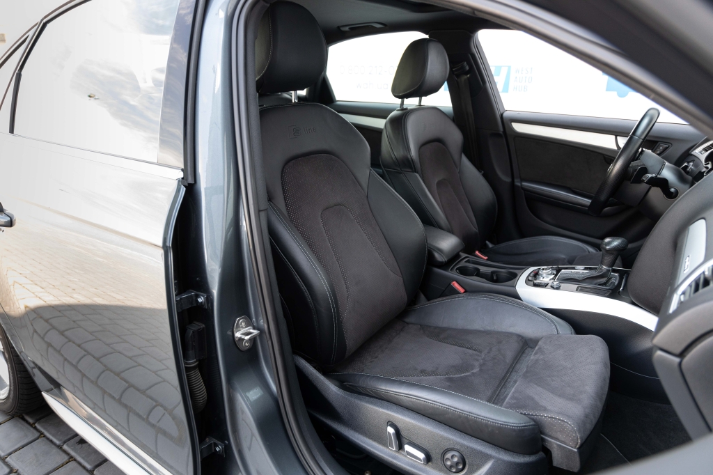 Audi A4 S line 2014 photo 35