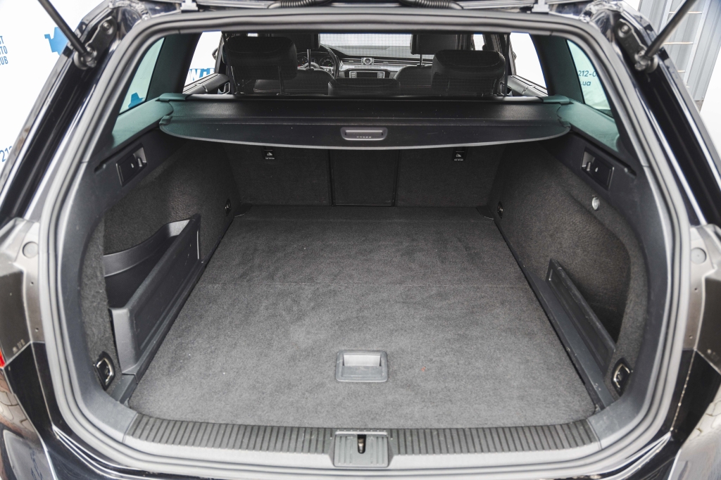 Volkswagen Passat BiTDi 4Motion 2016 photo 40