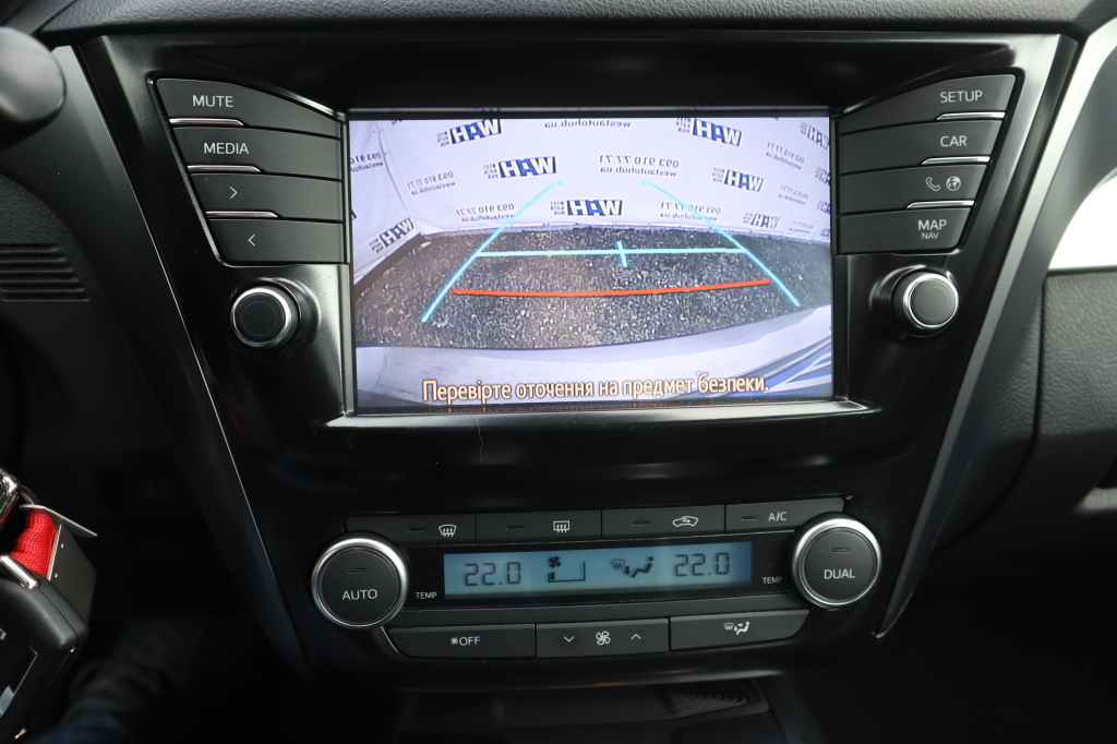 Toyota Avensis photo 12