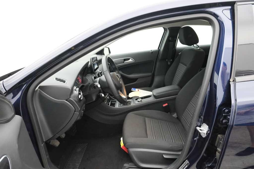 Mercedes-Benz A-Klasse 2017 фото 3