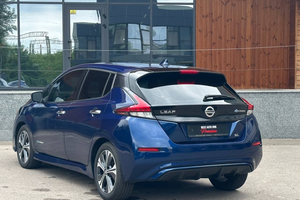 Nissan Leaf 40 kWh 2019 photo 3