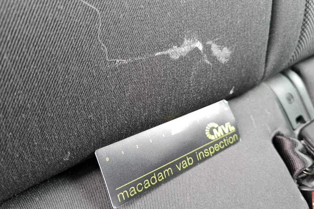 Audi A4 2017 фото 19