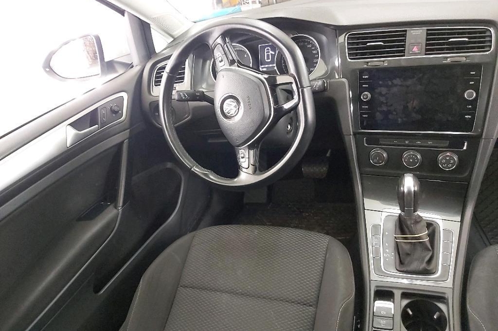 Volkswagen Golf 2017 photo 3