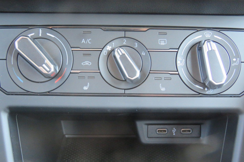 Volkswagen Polo 2021 фото 9