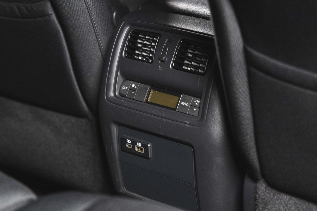 Nissan Pathfinder SV 2019 photo 39