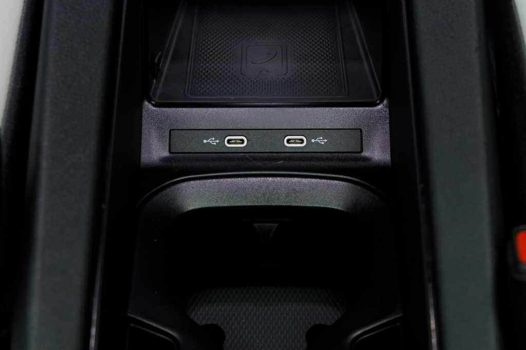 Volkswagen ID.4 1ST Edition 2021 фото 36