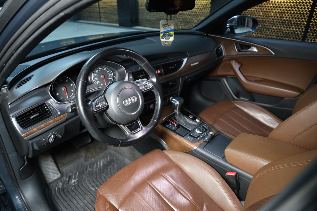 Audi A6 2012 photo 20