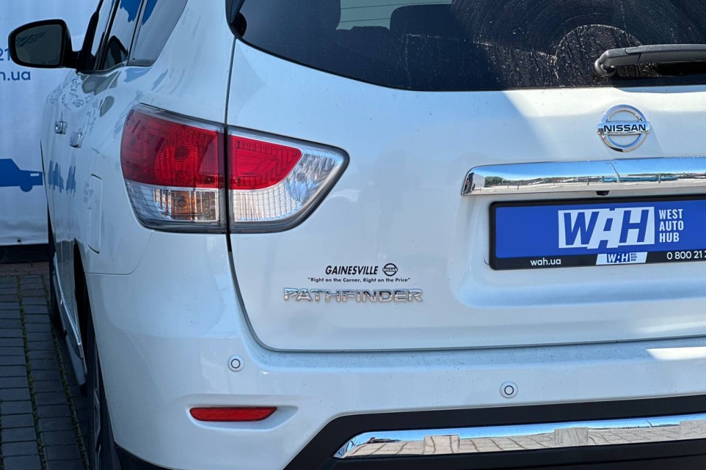 Nissan Pathfinder 2015 фото 6