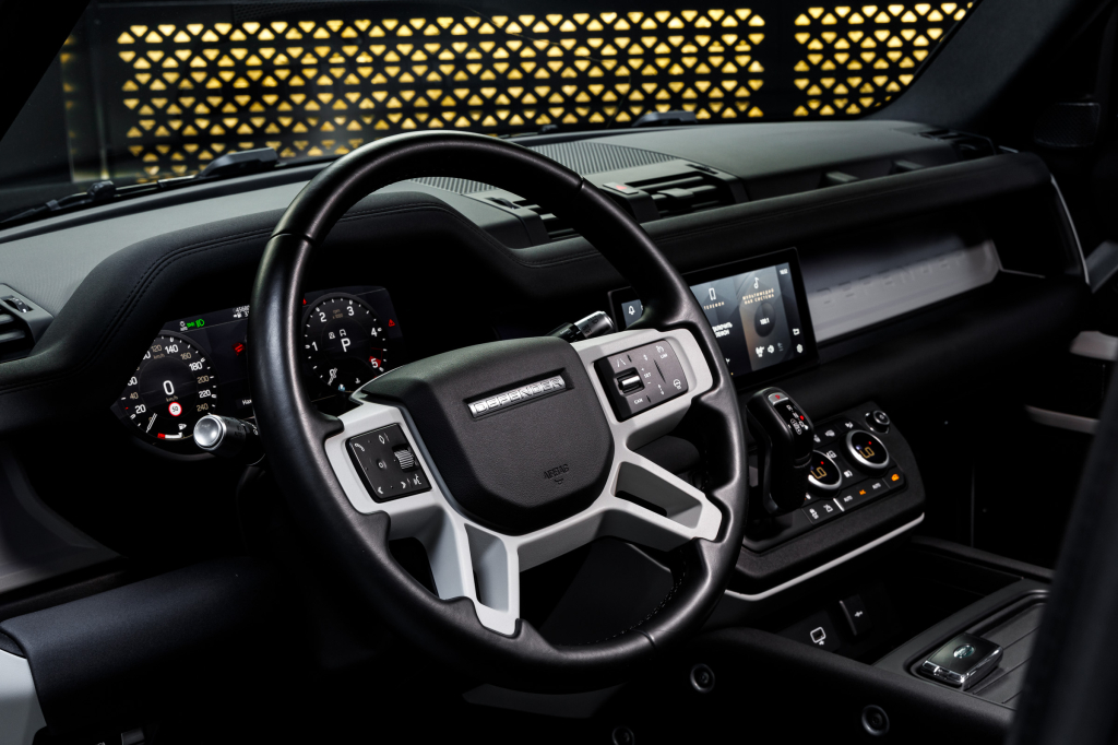 Land Rover Defender First Edition D240 2020 photo 24