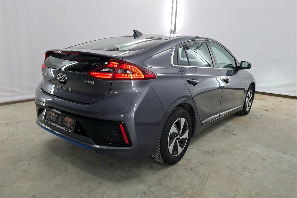 Hyundai Ioniq 2018 фото 6