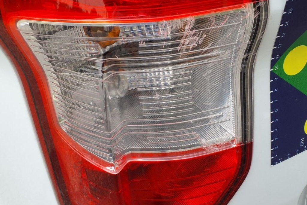 Ford Transit Courier 2016 photo 41