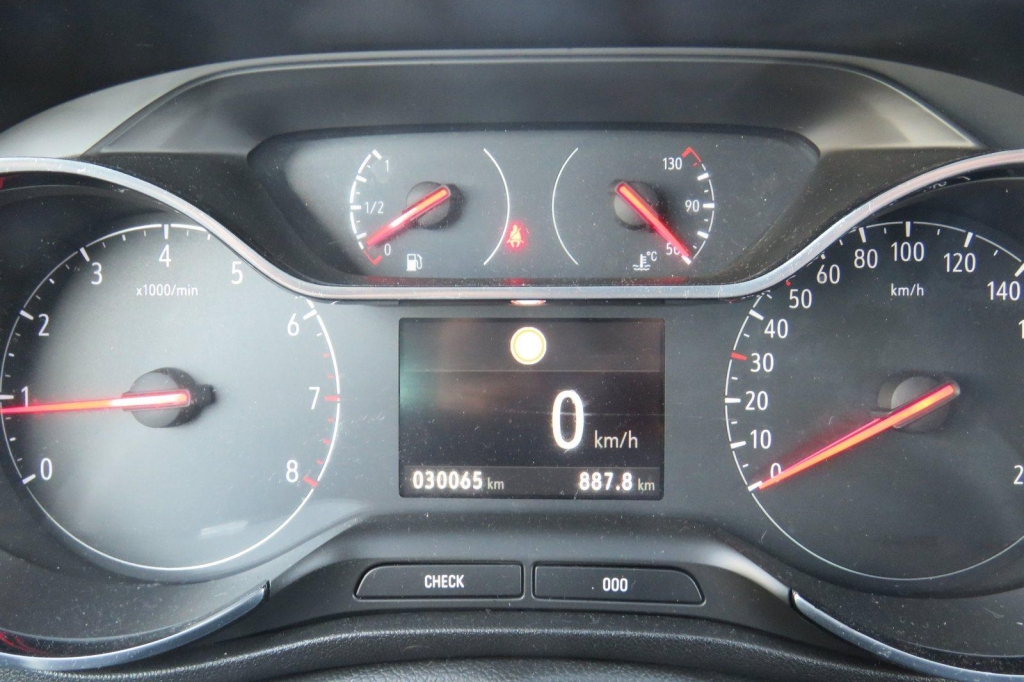 Opel Crossland X 2020 photo 8