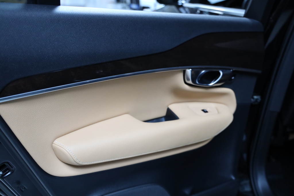 Volvo XC90 2019 photo 33