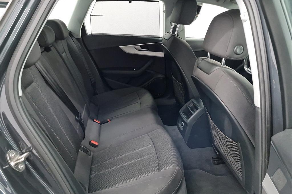 Audi A4 Avant 2016 фото 1