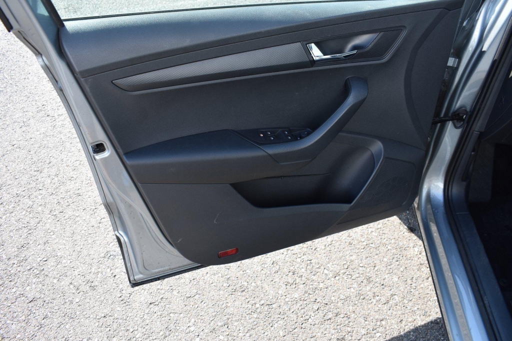 Skoda Karoq 2021 photo 9