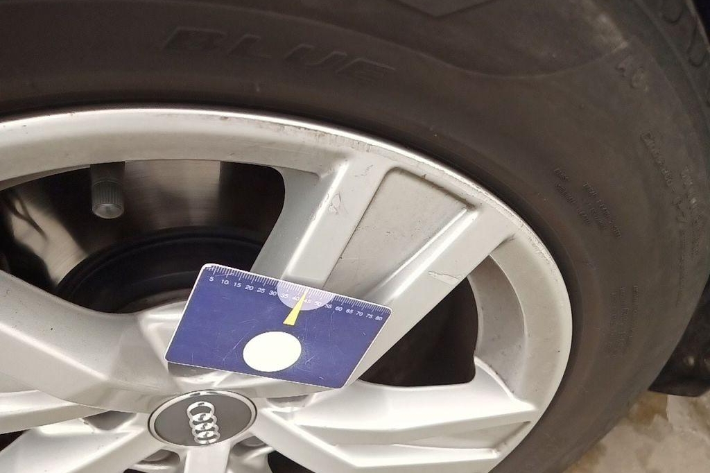 Audi A4 Avant 2017 photo 12