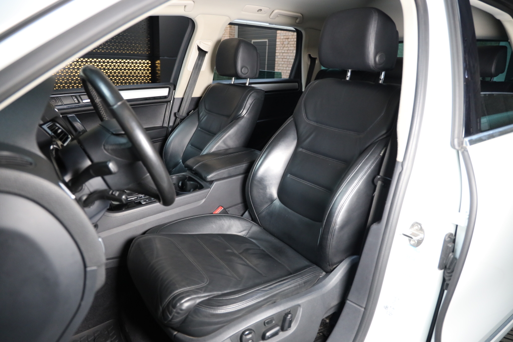 Volkswagen Touareg 2016 photo 34