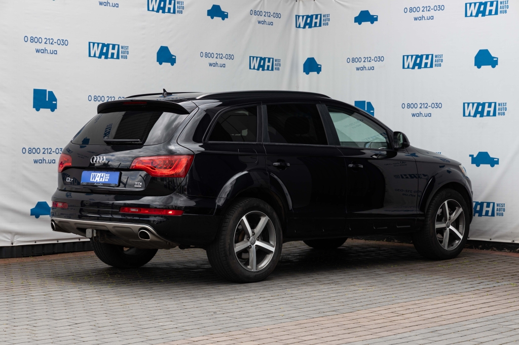 Audi Q7 2015 фото 5