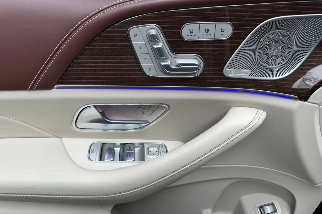 Mercedes-Benz Maybach 2021 фото 12