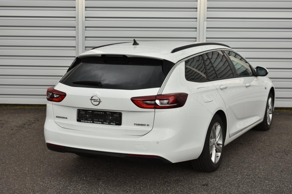 Opel Insignia Sports Tourer 2018 фото 5