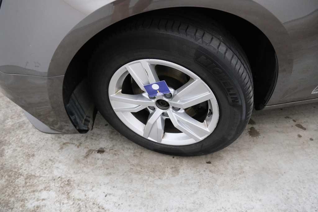 Audi A4 Avant 2016 photo 32