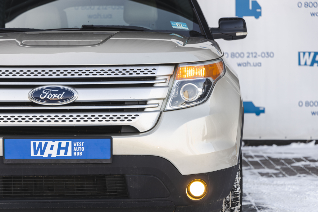 Ford Explorer XLT 2011 фото 1
