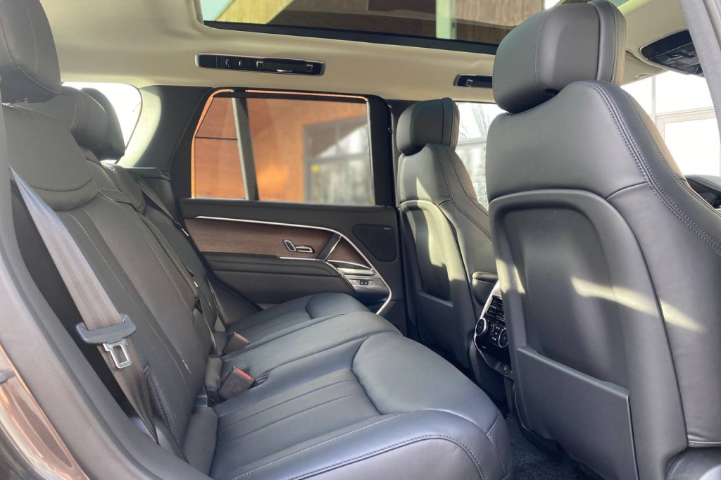 Land Rover Range Rover HSE 530 4.4 2023 photo 16
