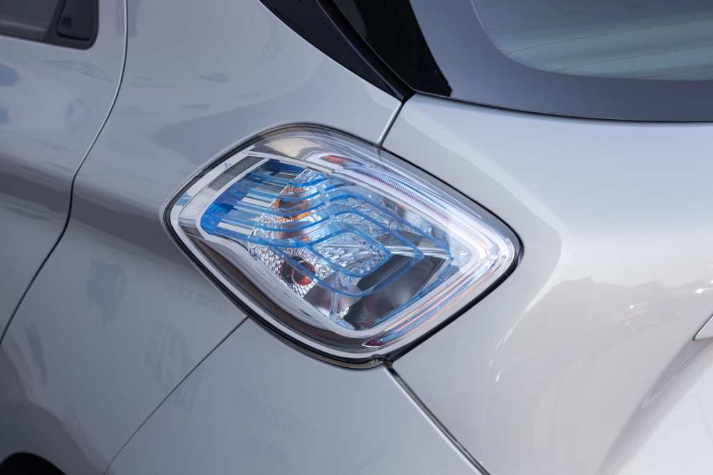 Renault Zoe 2016 photo 10