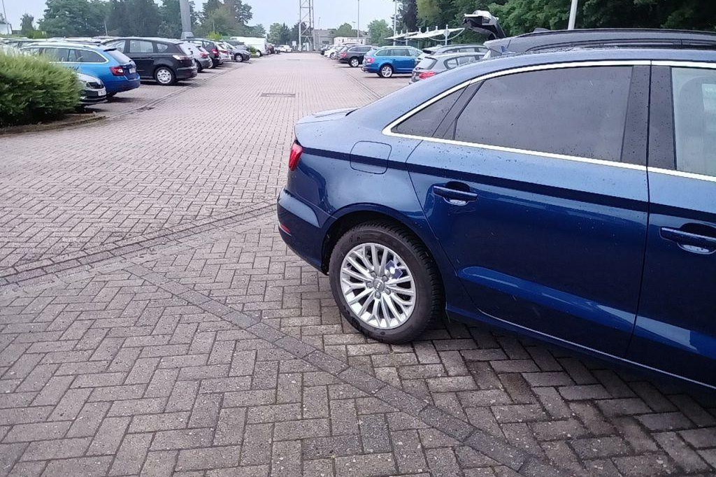 Audi A3 2016 фото 18