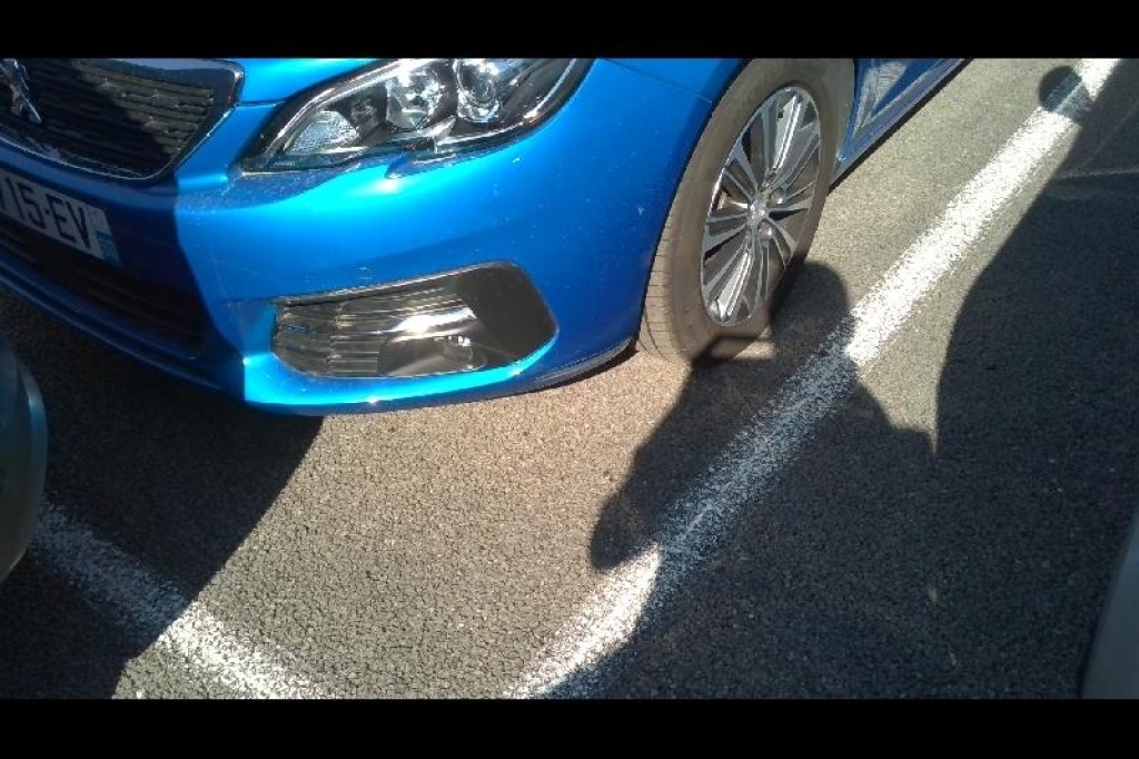 Peugeot 308 2020 фото 20