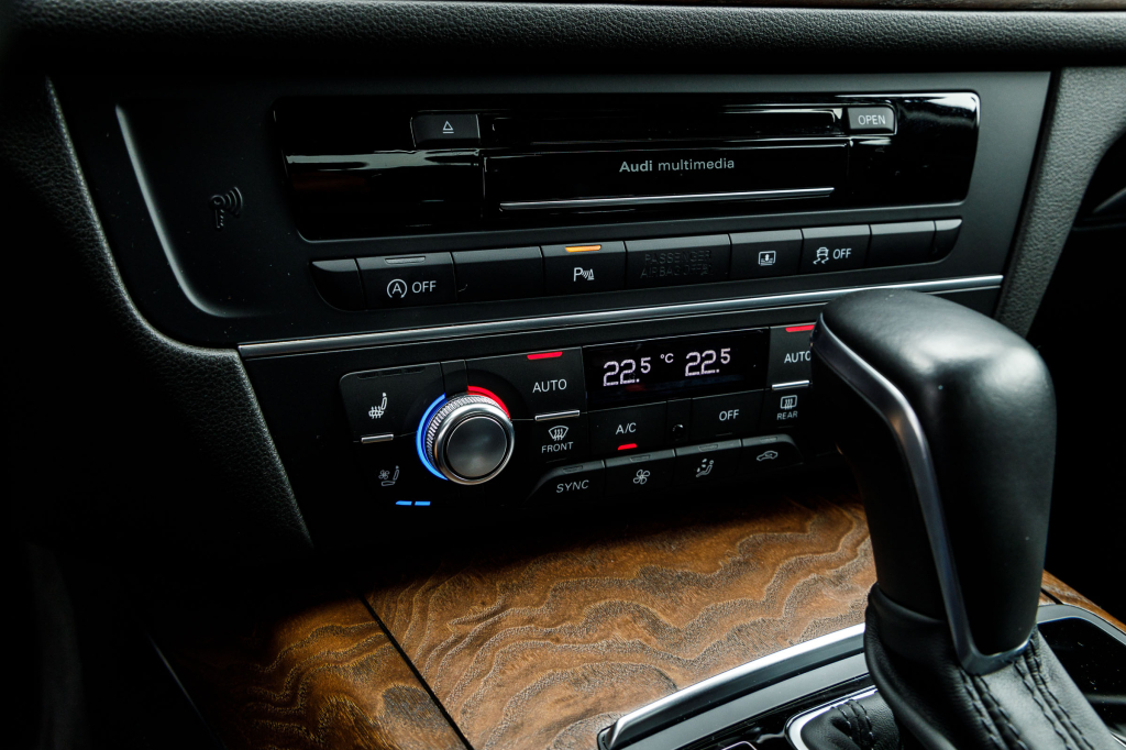 Audi A6 TDI quattro 2016 photo 13