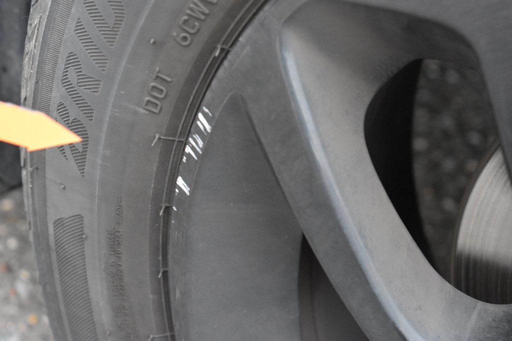 Opel Crossland X 2020 фото 22