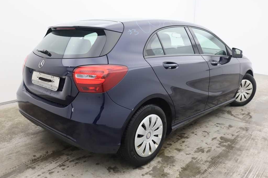 Mercedes-Benz A-Klasse 2017 photo 1