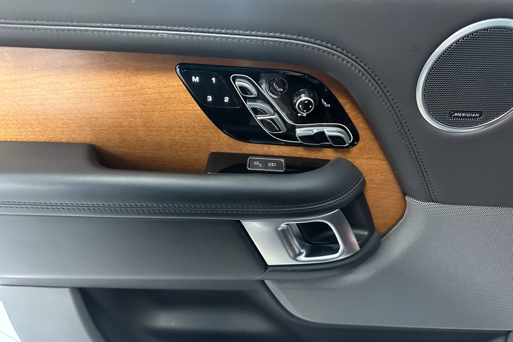 Land Rover Range Rover Autobiography 2018 photo 10