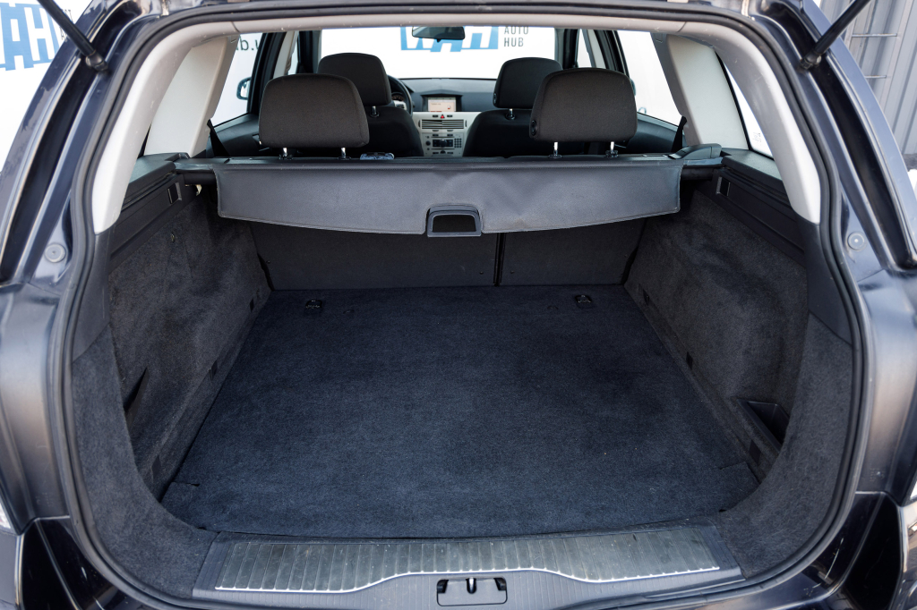 Opel Astra H фото 16